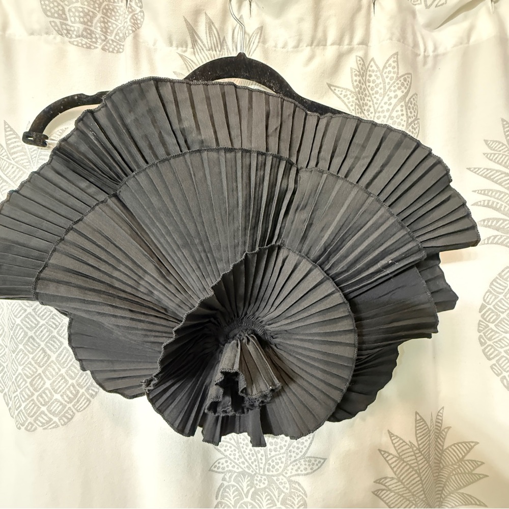 SHEIN Pleated 3D Flower Crop Top - NWOT